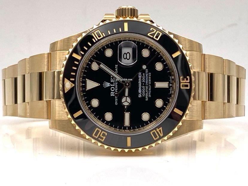 Submariner Date 41mm Black Dial Yellow Gold 126618LN Unworn 2021.